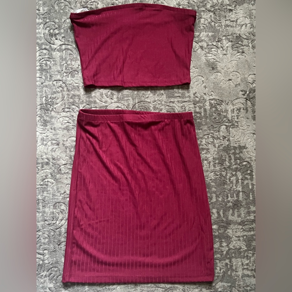NWT WOMENS SKIRT WITH TUBE TOP
